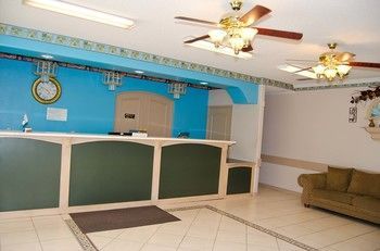 إدينبورغ Texas Inn And Suites Citycenter At Utrgv المظهر الخارجي الصورة