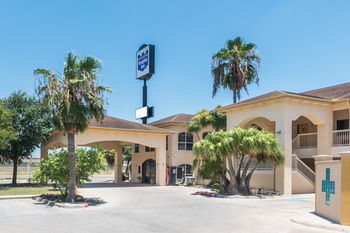 إدينبورغ Texas Inn And Suites Citycenter At Utrgv المظهر الخارجي الصورة